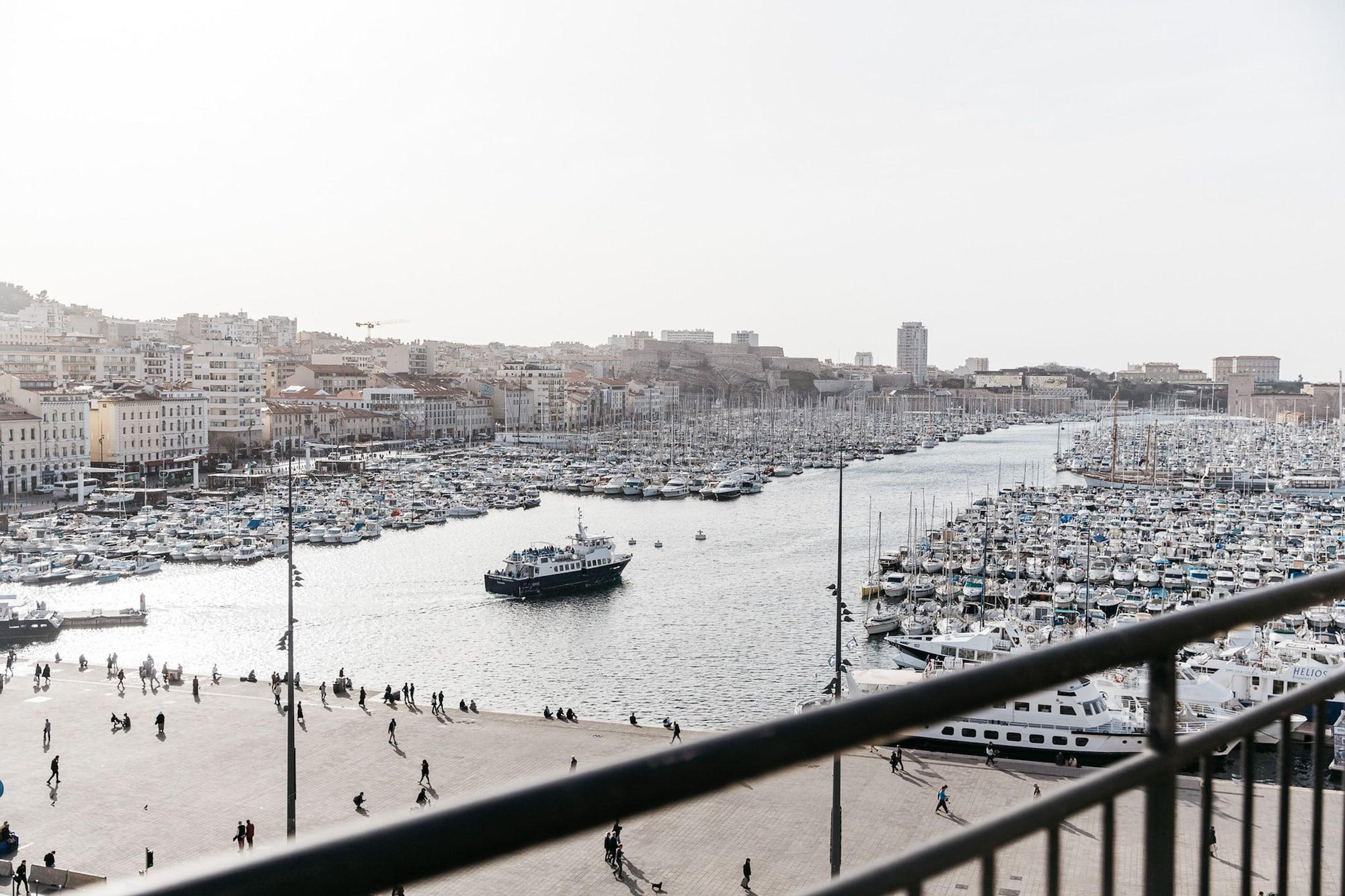 New Hotel Le Quai - Vieux Port Марсилия Екстериор снимка